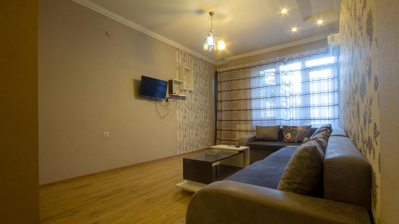 Home Apartments Tbilisi Eksteriør bilde